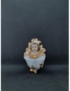 Pila de agua bendita